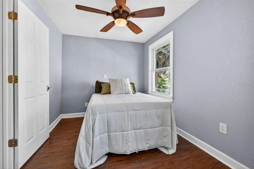2005 Jackson Street N St Petersburg FL 33704