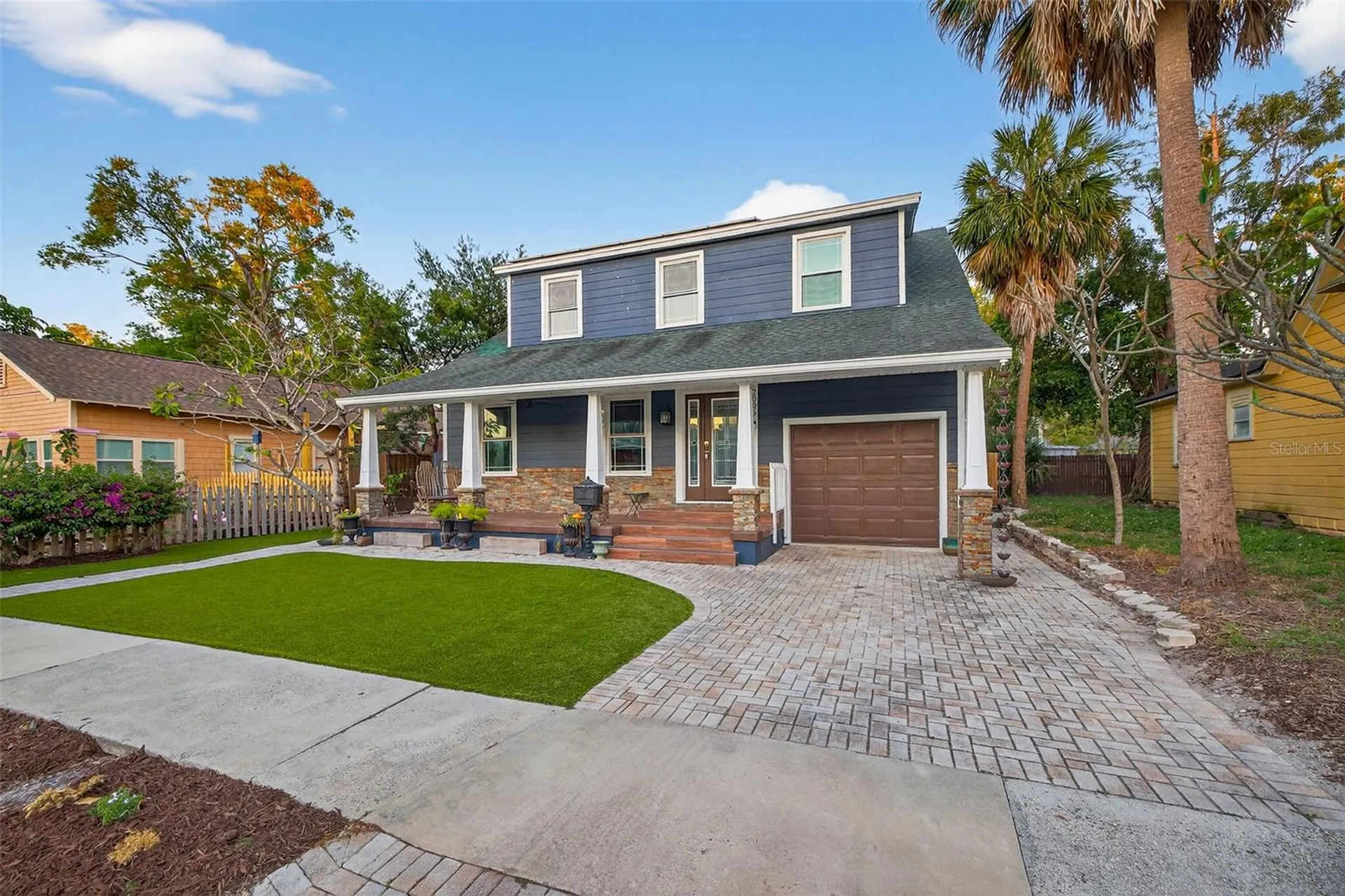 2005 Jackson Street N St Petersburg FL 33704