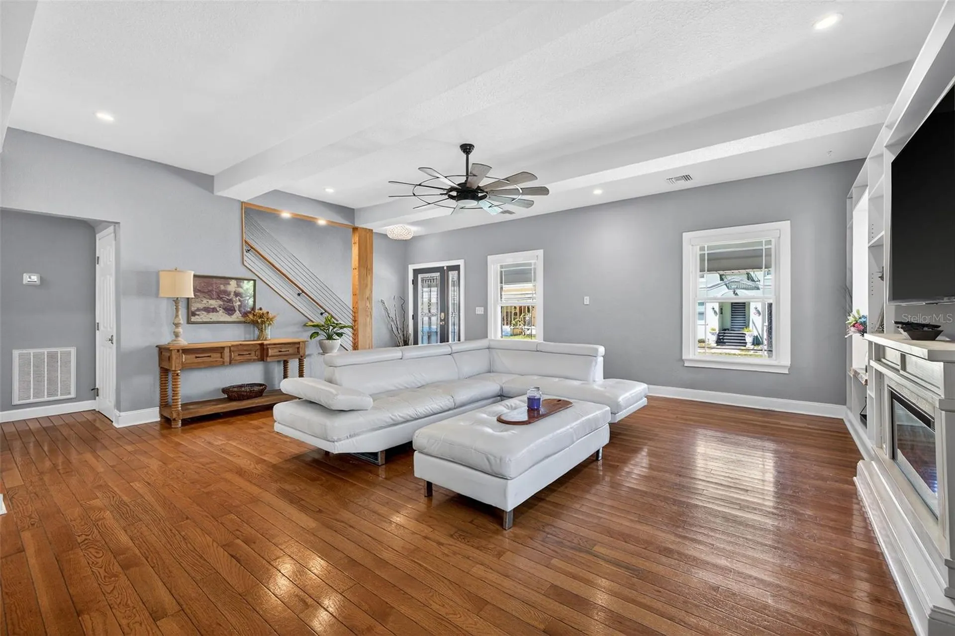 2005 Jackson Street N St Petersburg FL 33704