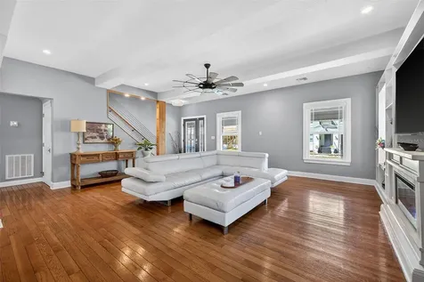 2005 Jackson Street N St Petersburg FL 33704