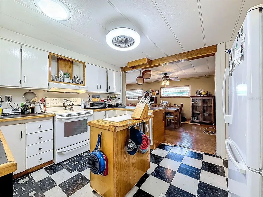 272 Northgate Drive Tarpon Springs FL 34689