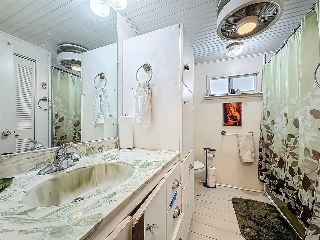 272 Northgate Drive Tarpon Springs FL 34689