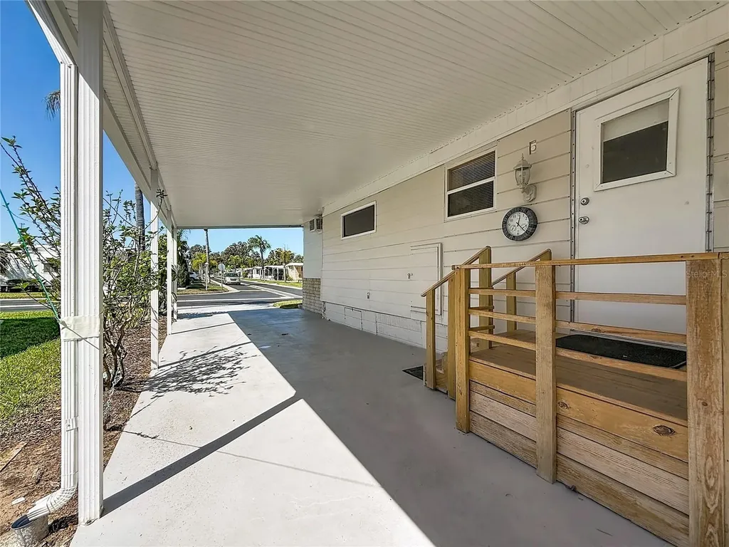 272 Northgate Drive Tarpon Springs FL 34689