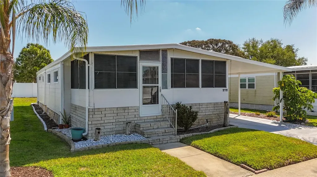 272 Northgate Drive Tarpon Springs FL 34689
