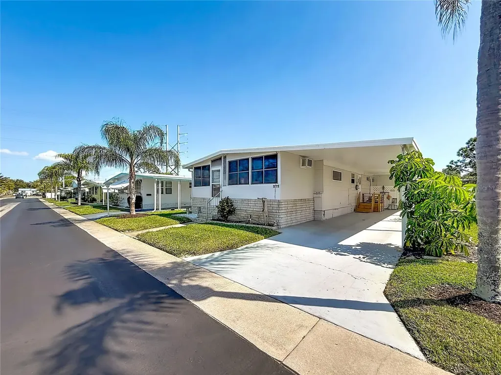 272 Northgate Drive Tarpon Springs FL 34689