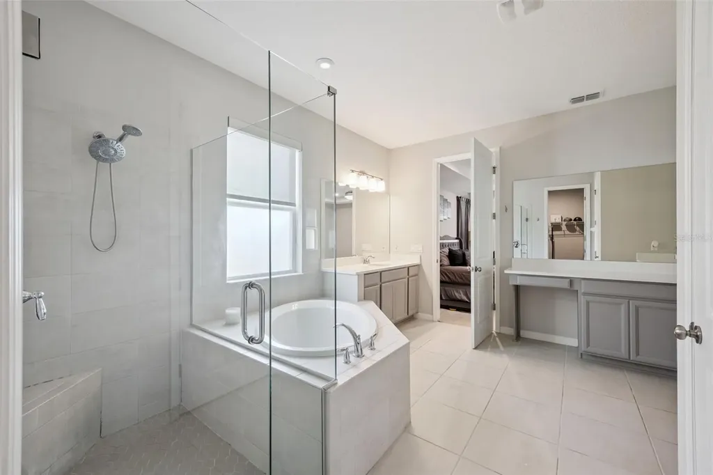 1218 Hillcrest View Loop Apopka FL 32703