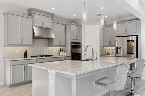 1218 Hillcrest View Loop Apopka FL 32703