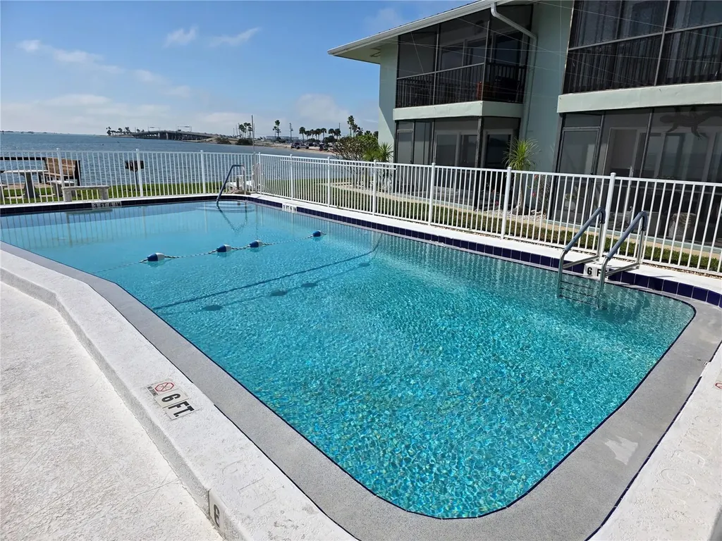 2566 Gary Circle Dunedin FL 34698