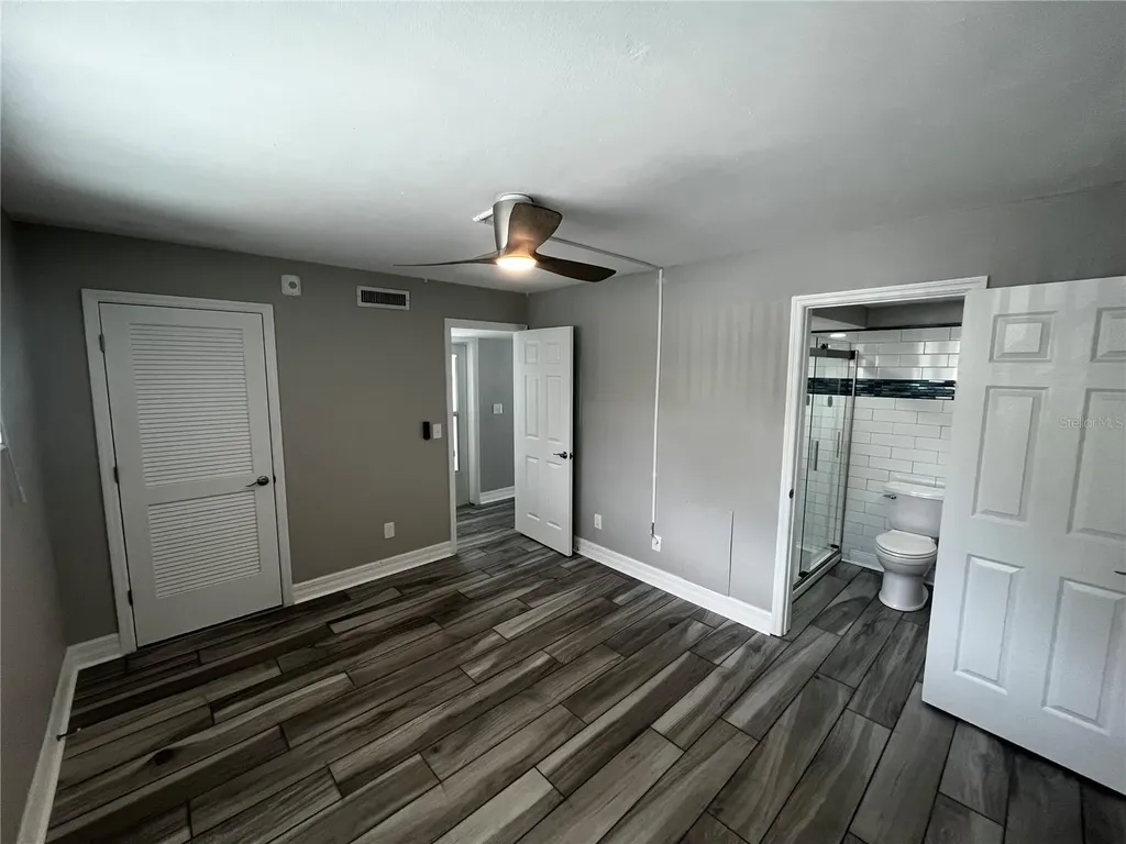 2566 Gary Circle Dunedin FL 34698
