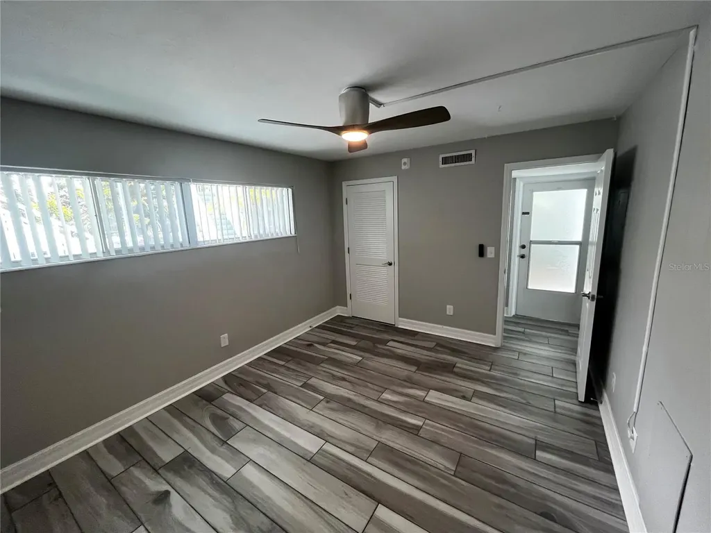 2566 Gary Circle Dunedin FL 34698