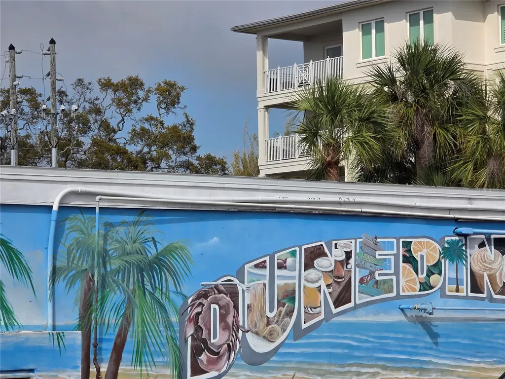 2566 Gary Circle Dunedin FL 34698