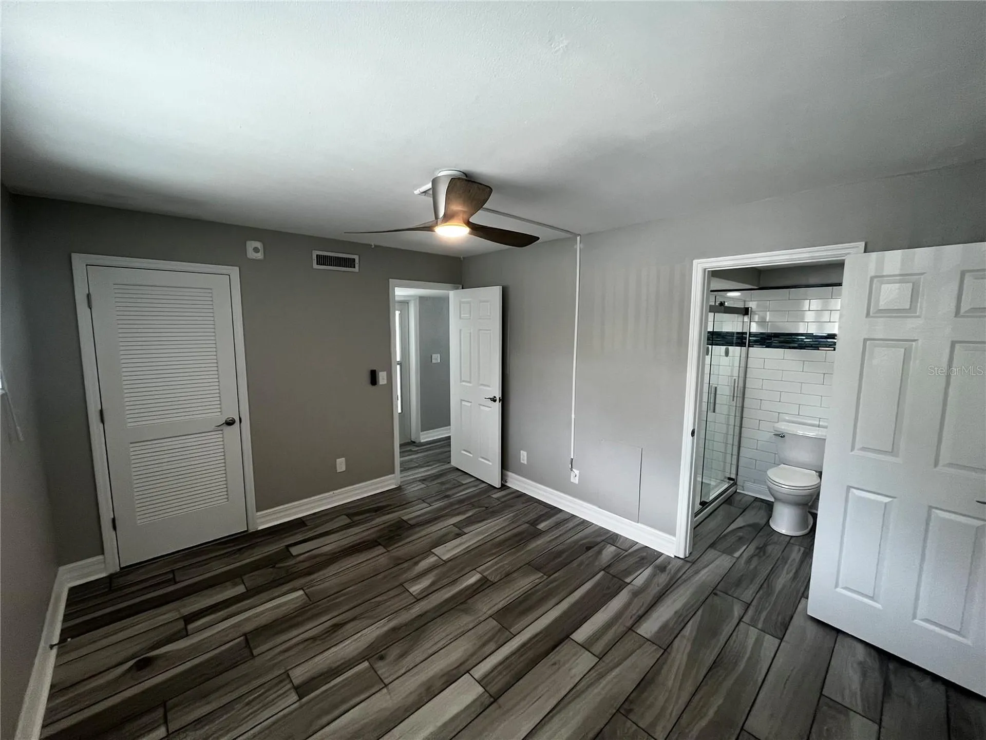 2566 Gary Circle Dunedin FL 34698