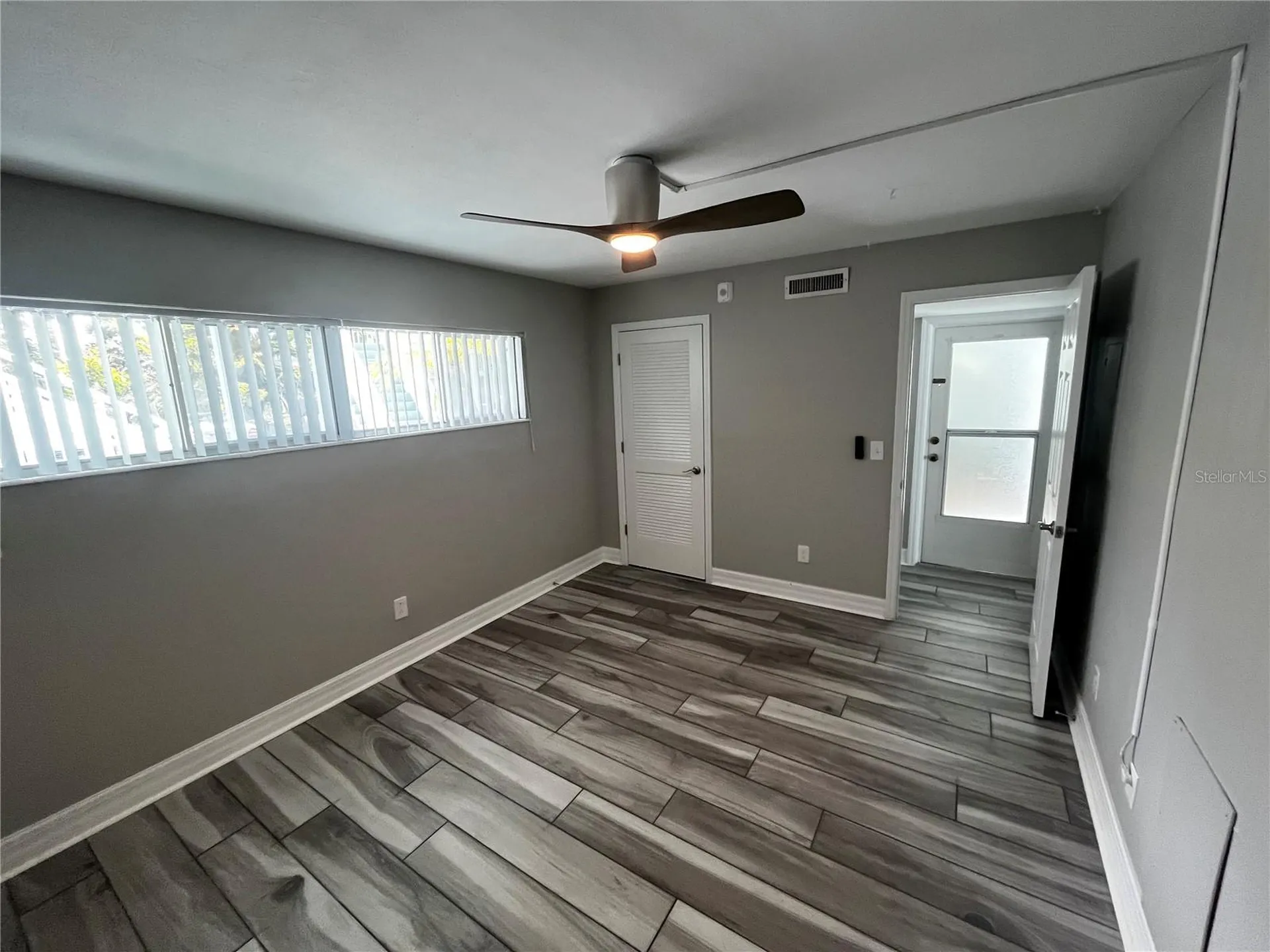 2566 Gary Circle Dunedin FL 34698