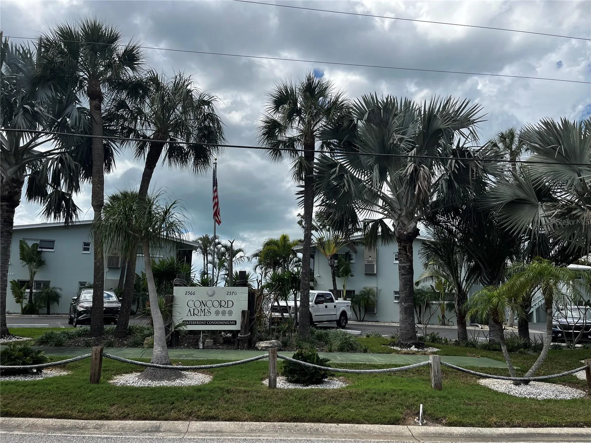 2566 Gary Circle Dunedin FL 34698
