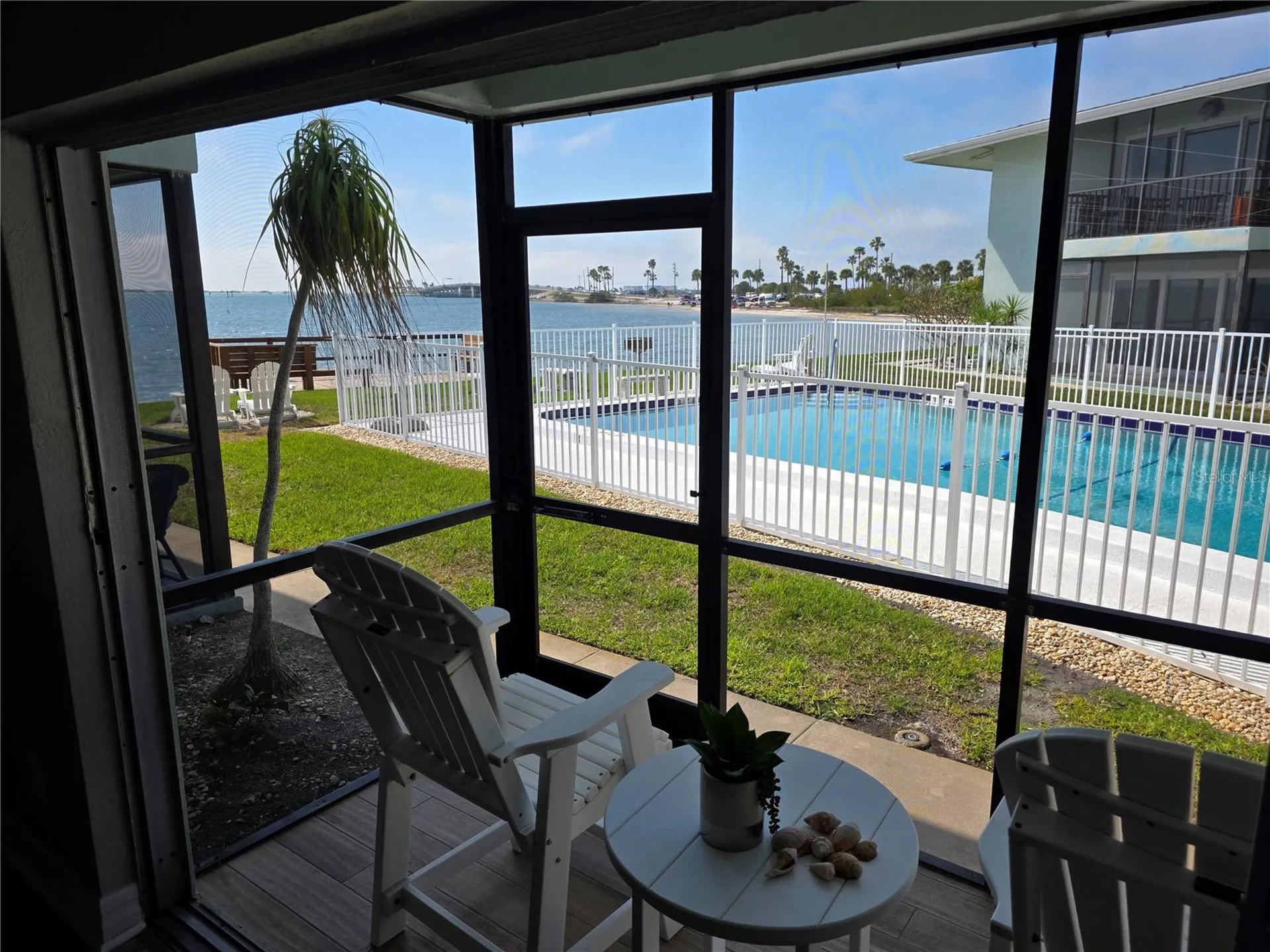2566 Gary Circle Dunedin FL 34698