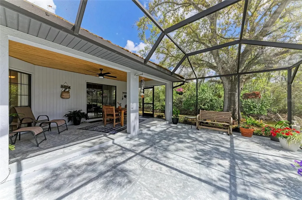 4609 44th Avenue E Bradenton FL 34203