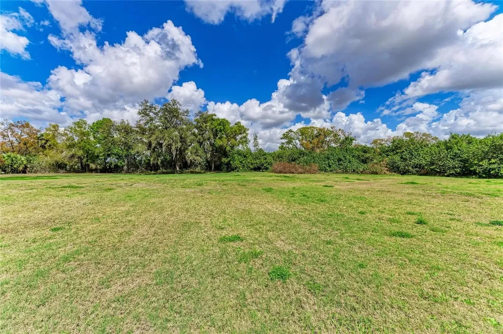 4609 44th Avenue E Bradenton FL 34203