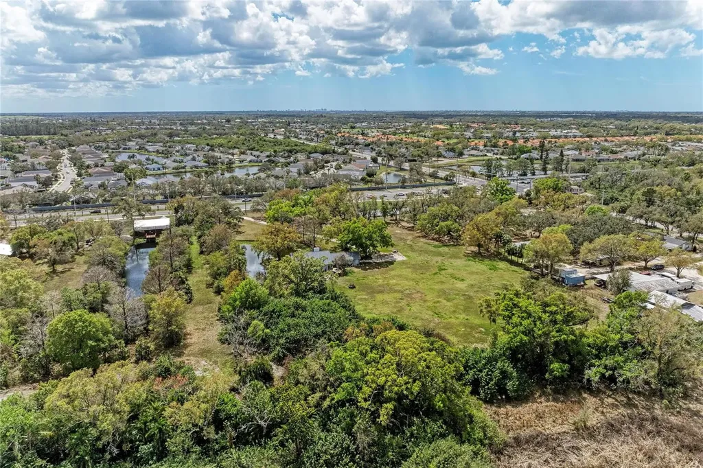 4609 44th Avenue E Bradenton FL 34203