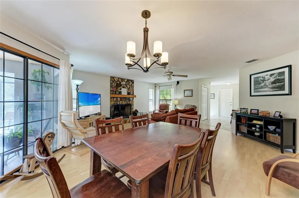 4609 44th Avenue E Bradenton FL 34203