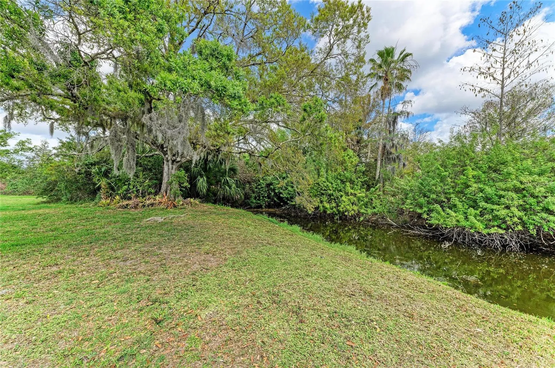 4609 44th Avenue E Bradenton FL 34203
