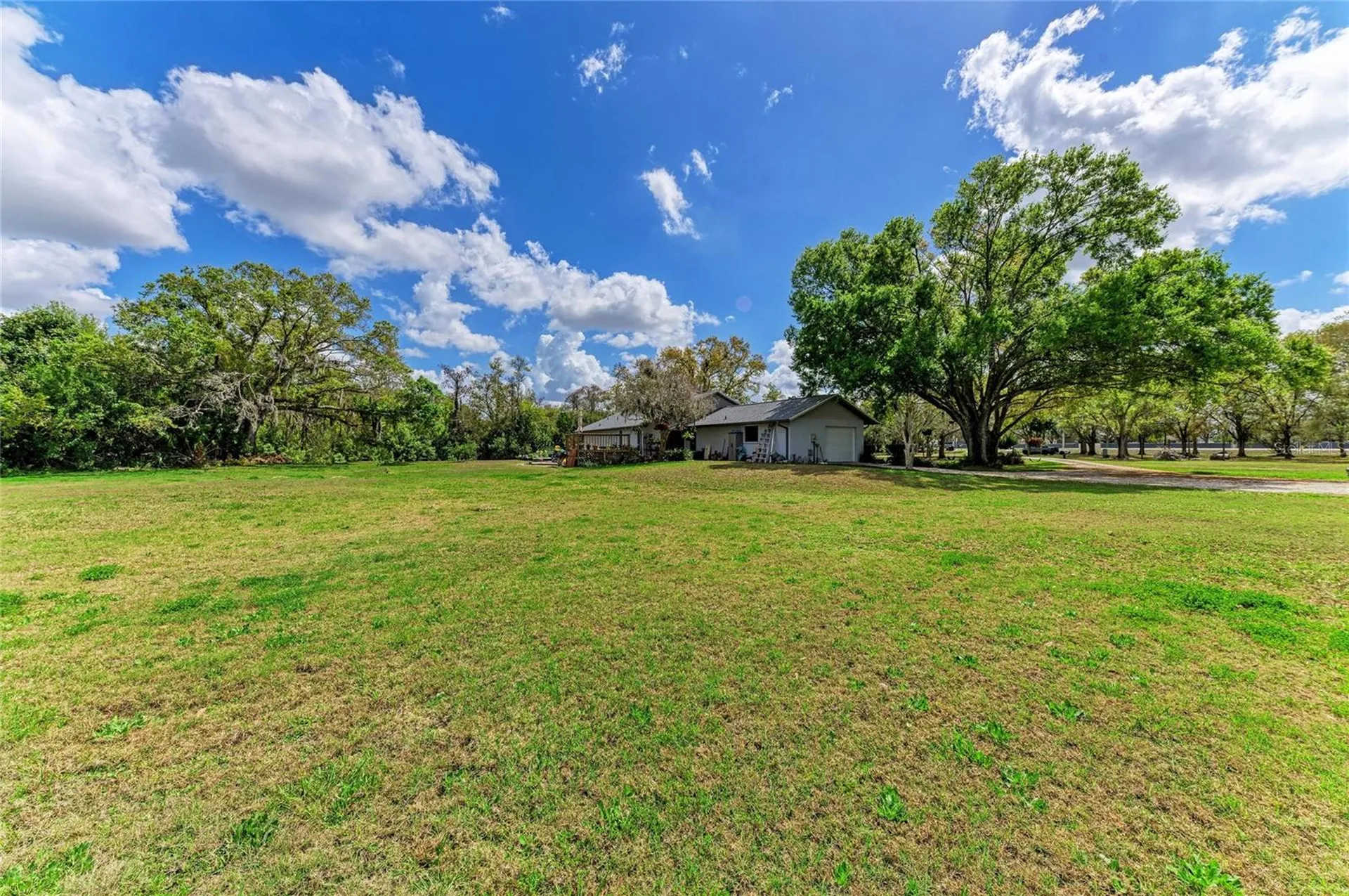 4609 44th Avenue E Bradenton FL 34203