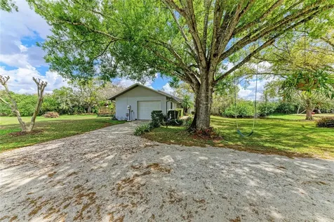 4609 44th Avenue E Bradenton FL 34203