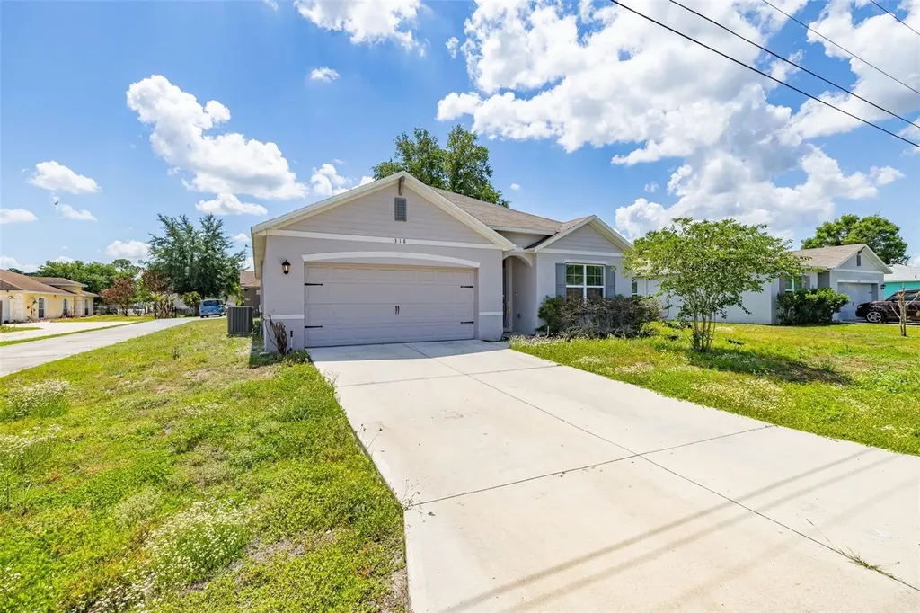 318 Montgomery Court Kissimmee FL 34758