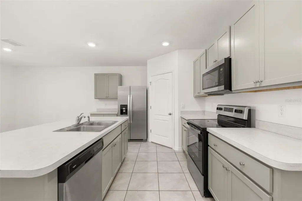 318 Montgomery Court Kissimmee FL 34758