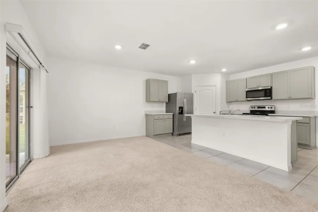 318 Montgomery Court Kissimmee FL 34758