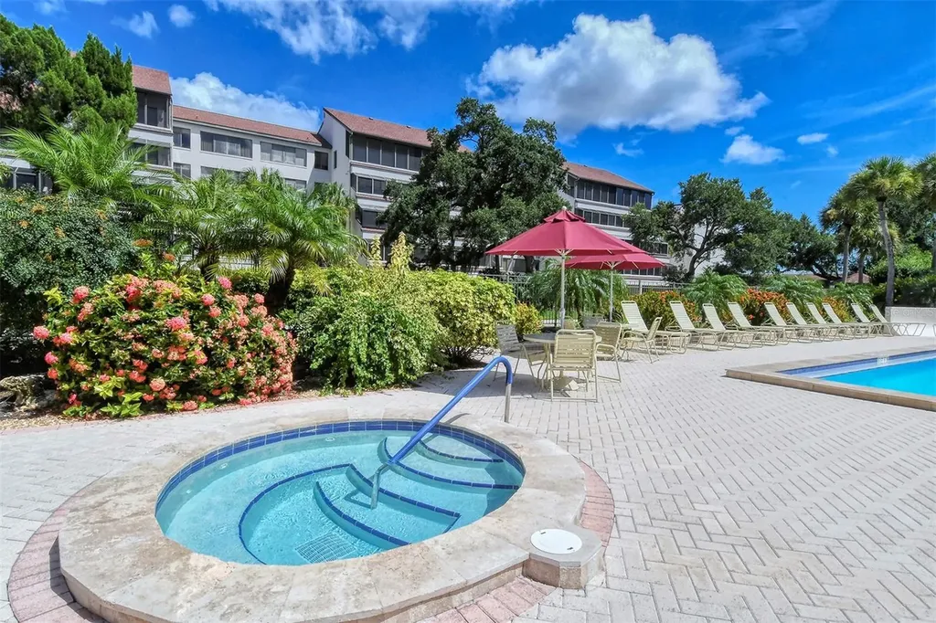 6287 Midnight Pass Road Sarasota FL 34242