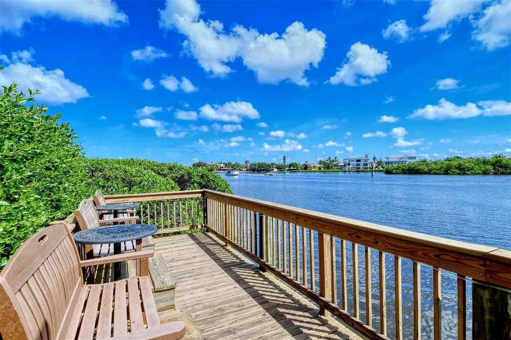 6287 Midnight Pass Road Sarasota FL 34242