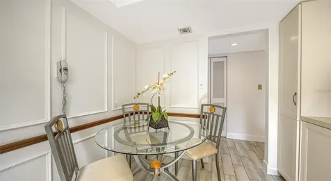 6287 Midnight Pass Road Sarasota FL 34242