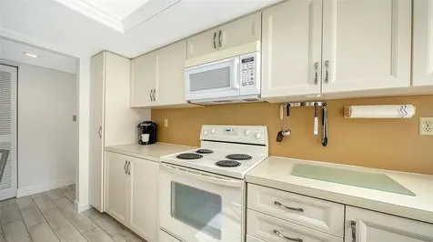 6287 Midnight Pass Road Sarasota FL 34242