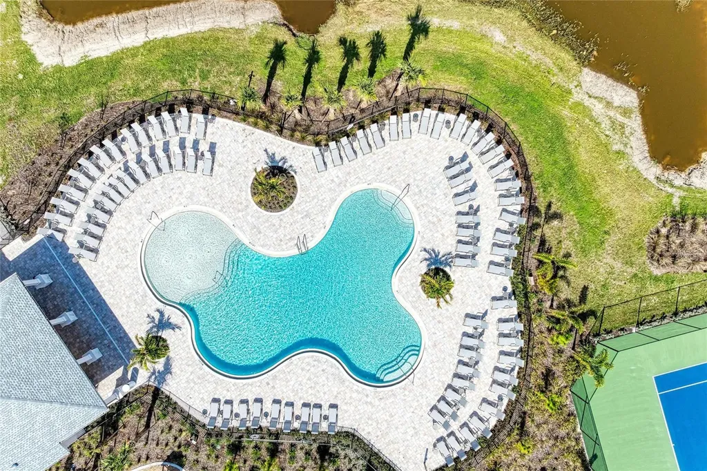 261 Lazy Shore Drive Nokomis FL 34275