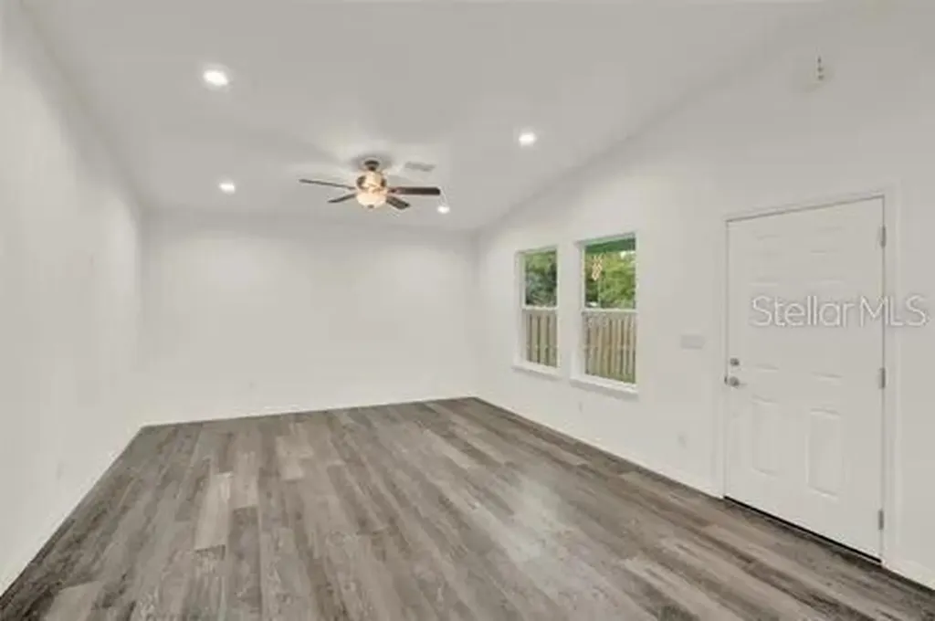 40091 Oakridge Drive Lady Lake FL 32159