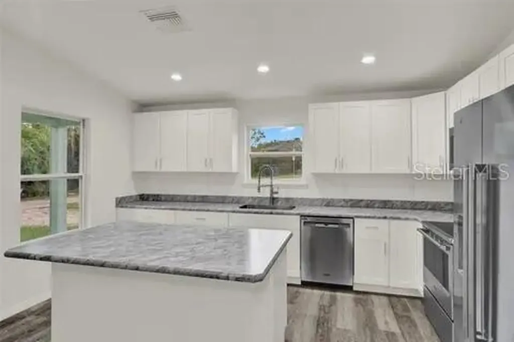 40091 Oakridge Drive Lady Lake FL 32159
