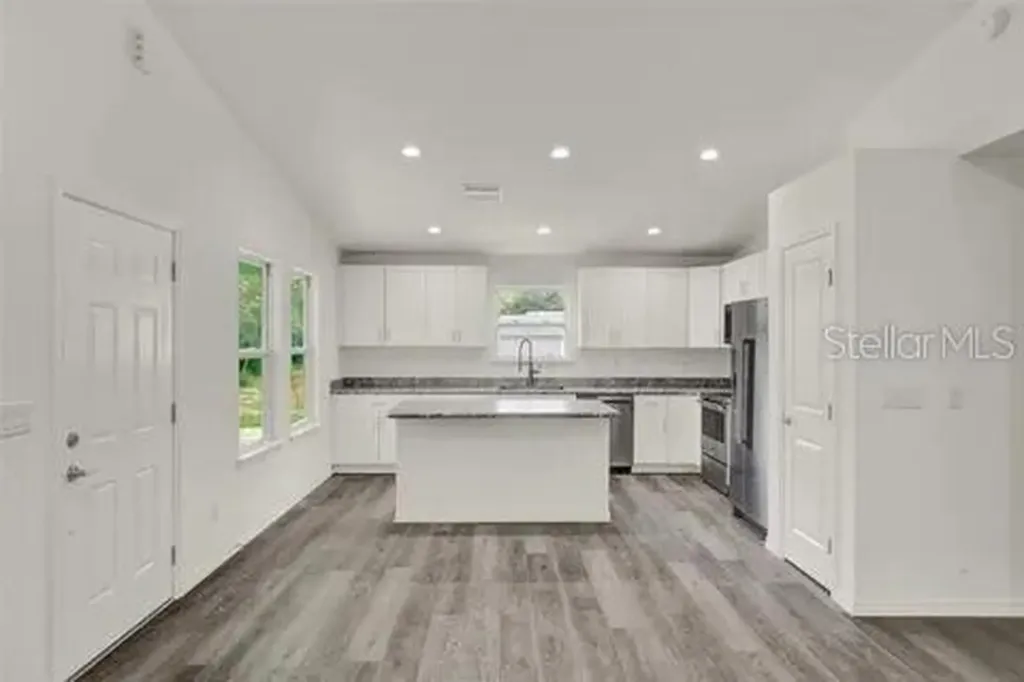 40091 Oakridge Drive Lady Lake FL 32159