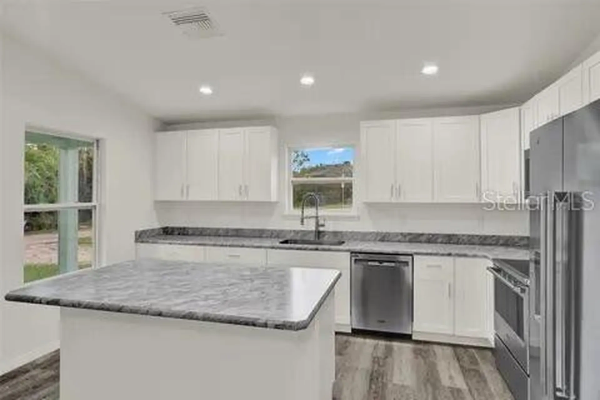 40091 Oakridge Drive Lady Lake FL 32159
