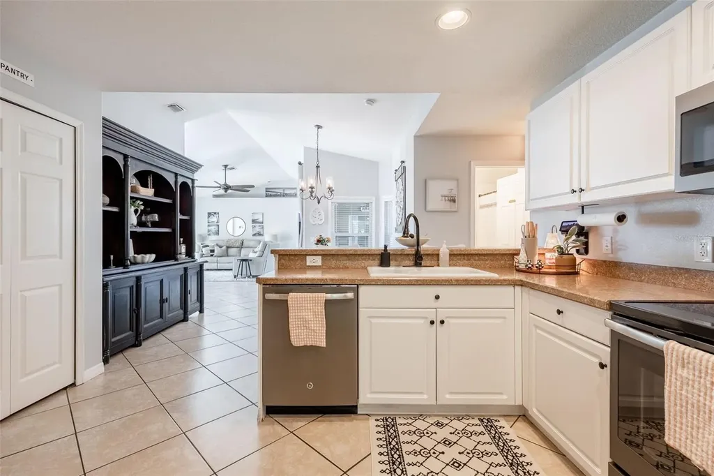 2342 Beeville Avenue North Port FL 34286