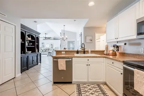 2342 Beeville Avenue North Port FL 34286
