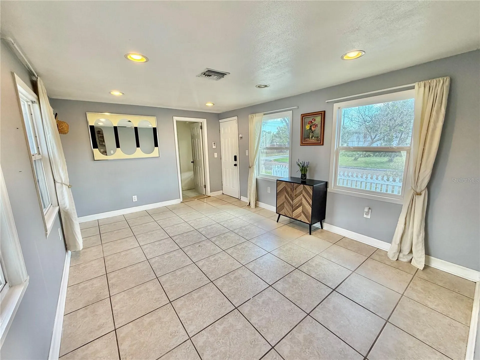 4701 1st Avenue N St Petersburg FL 33713