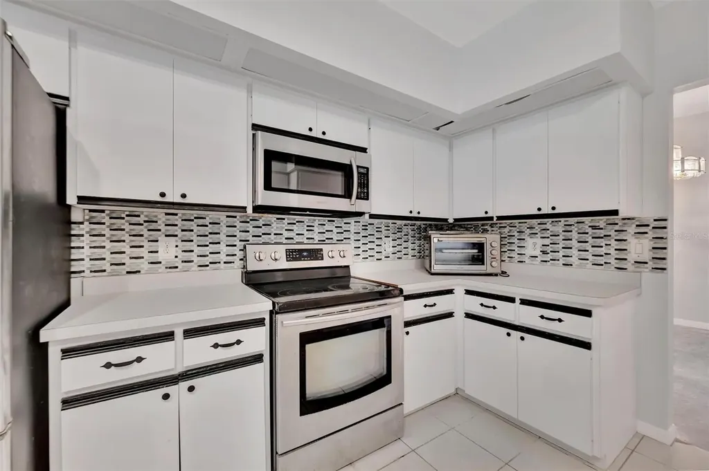 6864 Corral Court Sarasota FL 34243