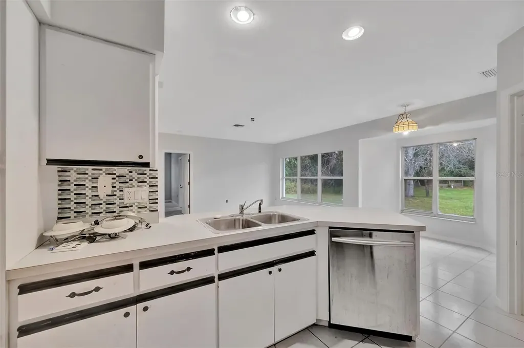 6864 Corral Court Sarasota FL 34243