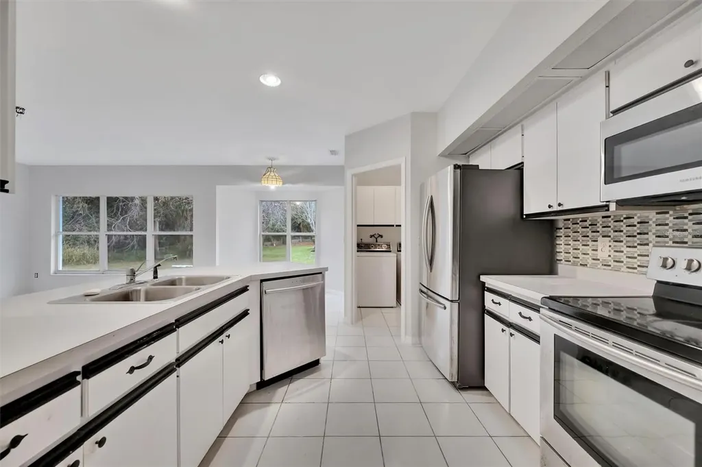 6864 Corral Court Sarasota FL 34243