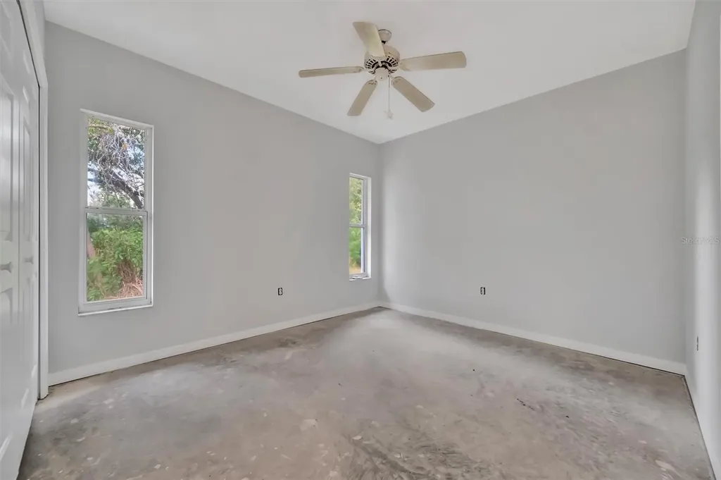 6864 Corral Court Sarasota FL 34243