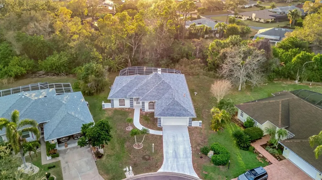 6864 Corral Court Sarasota FL 34243