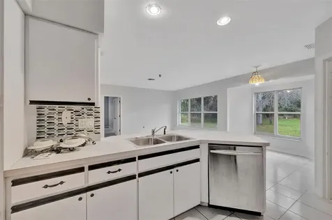 6864 Corral Court Sarasota FL 34243