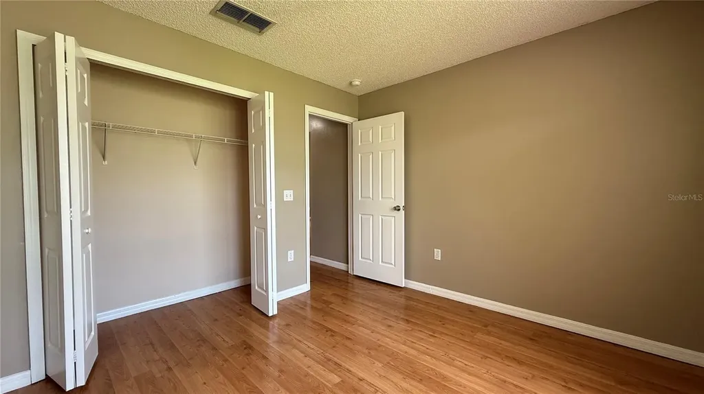 2406 Violet Court Kissimmee FL 34758