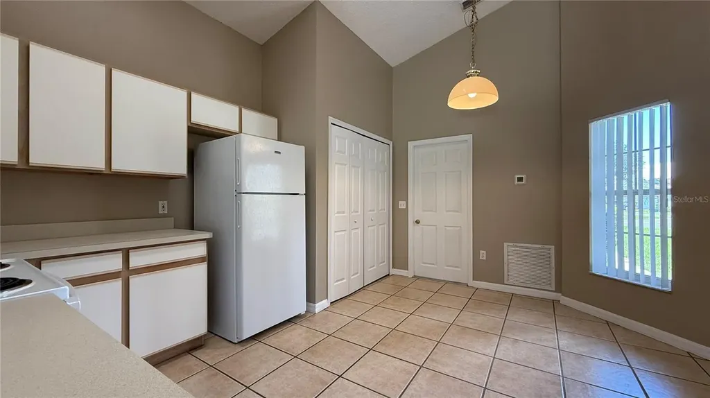 2406 Violet Court Kissimmee FL 34758
