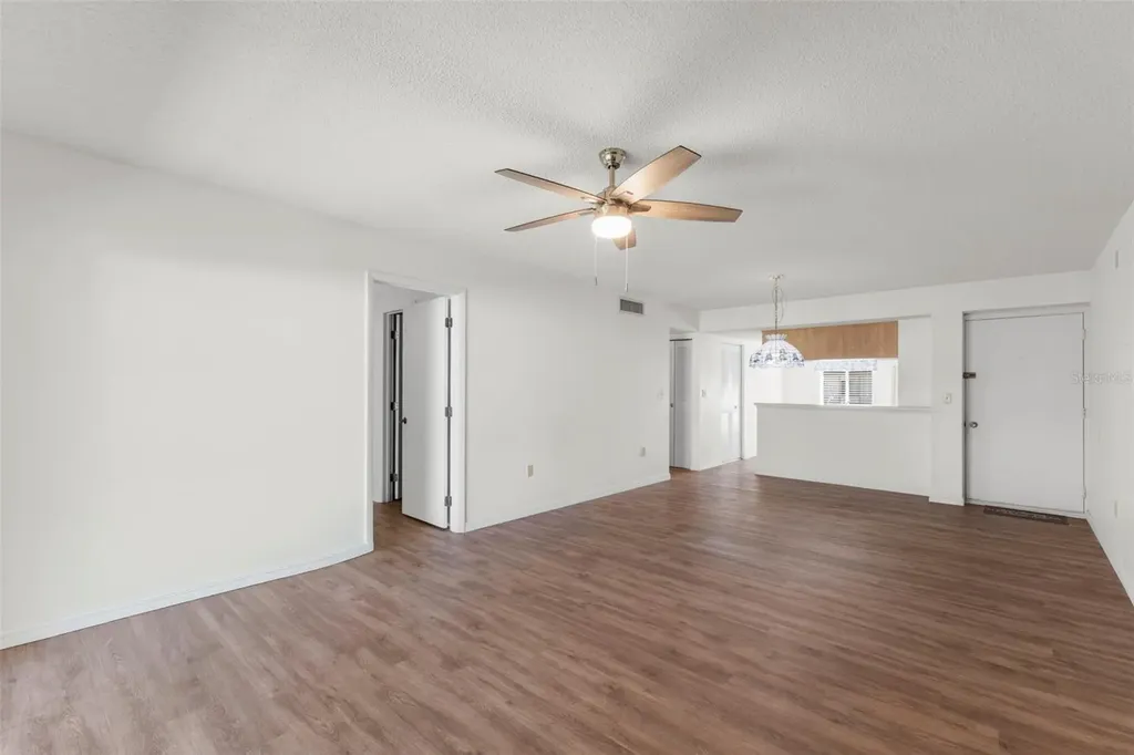 134 Cypress Court Oldsmar FL 34677